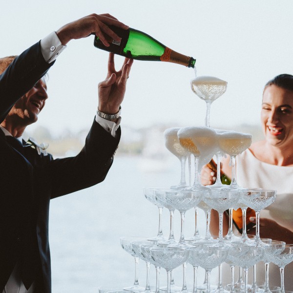 Kelly & Jarryd - Champagne Tower