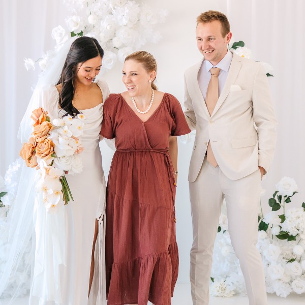 Tina the Celebrant - Roselyn Kerr Captures