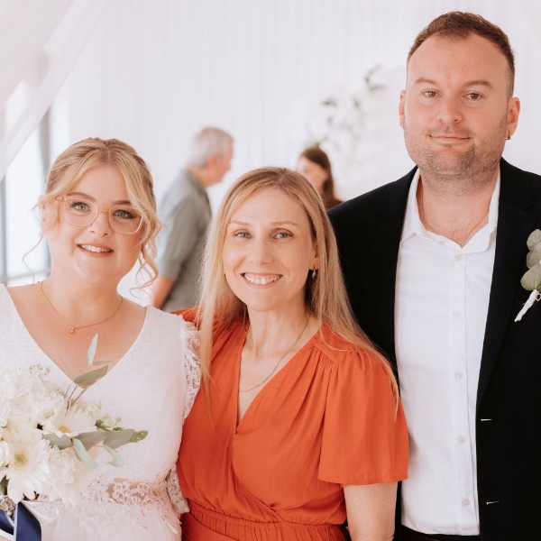 Tina the Celebrant - Jewel Chenoweth Photography