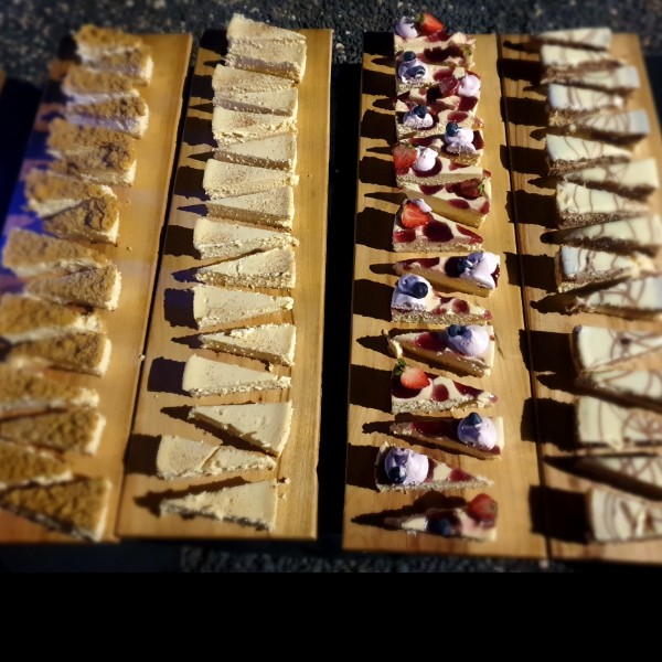 We offer a cake cutting service from $55