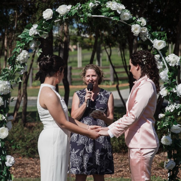 Annie and Whitney, Samsonvale Hall