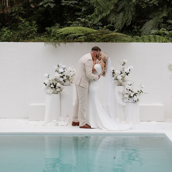 Photo thanks to Taylah Jayne Weddings