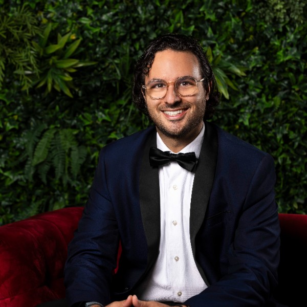 Alex Pisani DJ & MC - Unity Entertainment