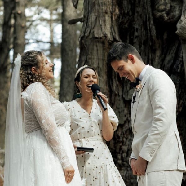 Adelaide Celebrant Vicky Flanegan