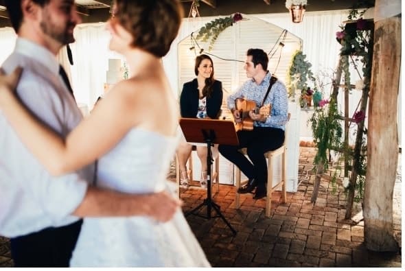 Tom & Kate singing your first dance